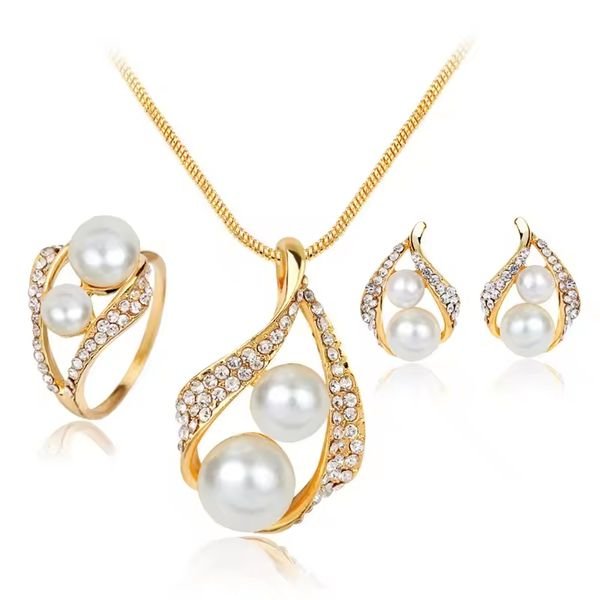 Classic Fashion Pearl Zirconia Bridal Jewelry Set for Women Necklace and Earrings Set Gold Zinc Alloy Zircon 3 Set As Picture