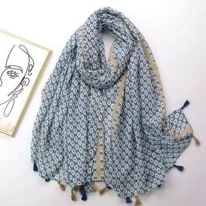 Bohemian Ethnic Styles Scarf Shawl for Women Soft Large Cotton Voile Small Plum Flower Pattern Printed Malaysia Muslin Hijabs